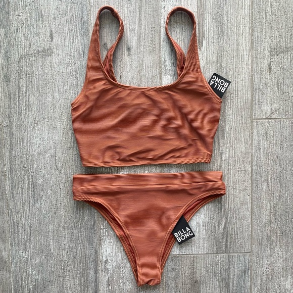 π₯π₯BILLABONG - TANLINES CROP TANK MAUI SETπ₯π₯ - Picture 2 of 6